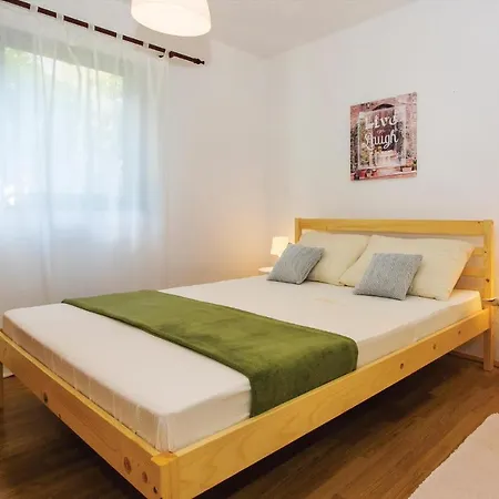 Three-bedroom In Apartment